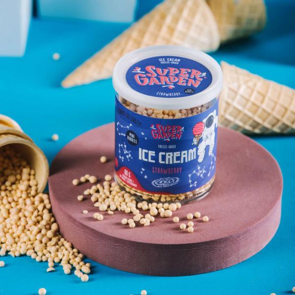 SUPER GARDEN mini-bile de înghețată cu aromă de căpșuni, liofilizate, 60g