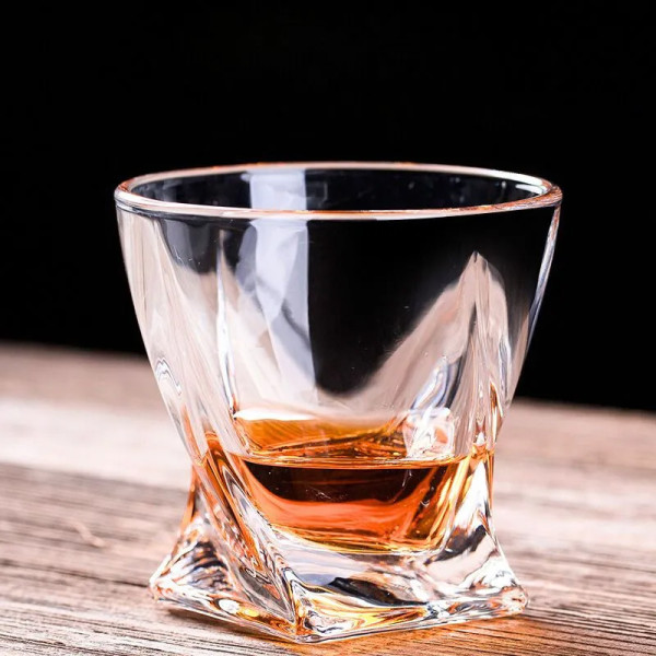 Pahar de whisky „TORNADO”