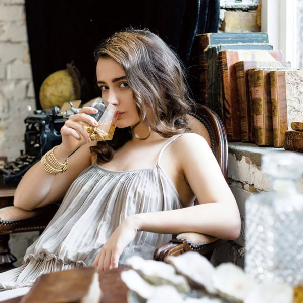 Set cu decantor, 2 pahare și cuburi din piatră "DELUXE DIAMOND"