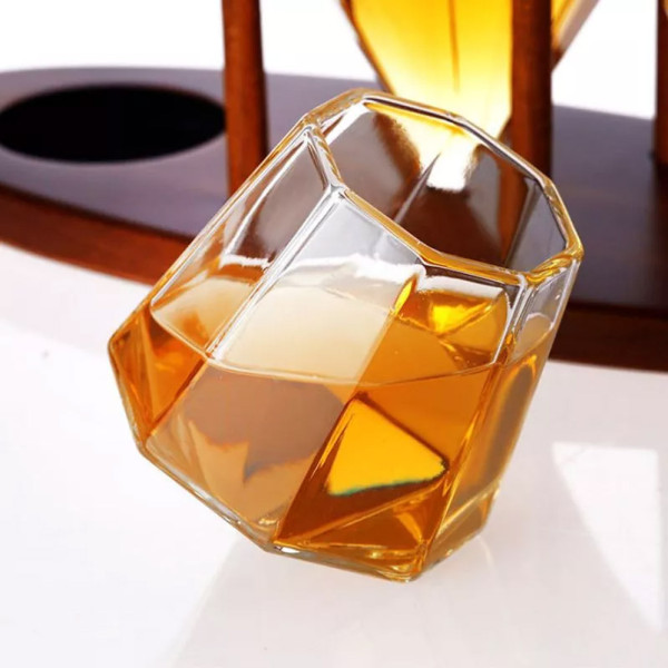 Set cu decantor, 2 pahare și cuburi din piatră "DELUXE DIAMOND"