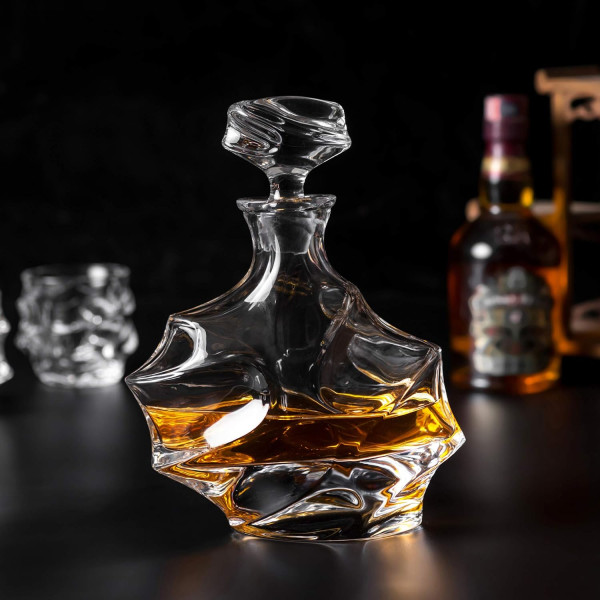 Carafă de cristal și set de 6 pahare „OPULENT ELEGANCE”