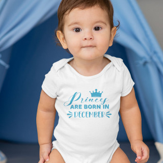 Salopetă pentru copii "Princes are born in" cu lună schimbabilă