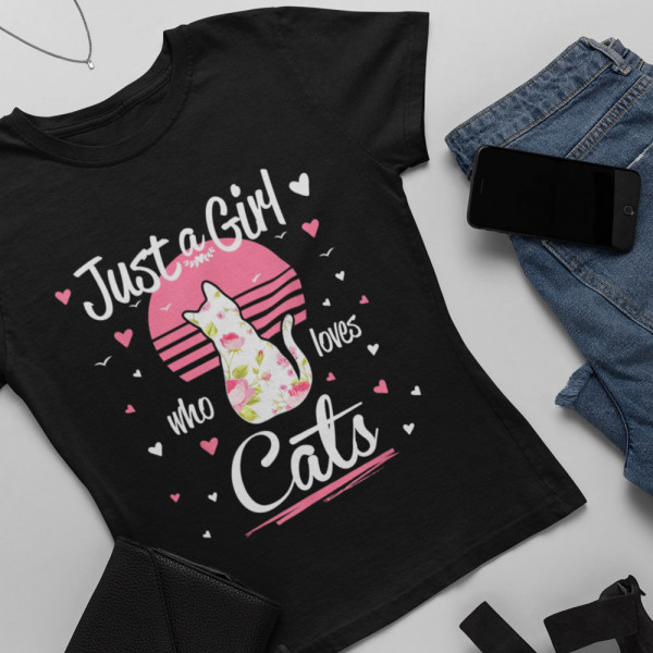 Tricou pentru femei "Just a girl who loves cats"