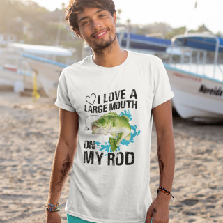 Tricou "I love a large mouth"