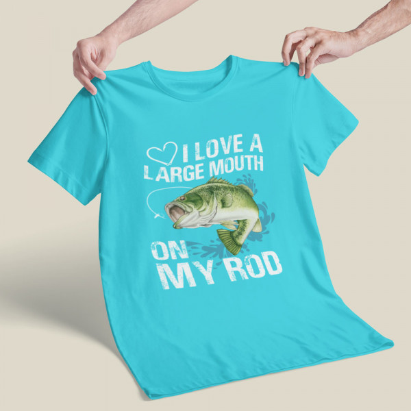Tricou "I love a large mouth"