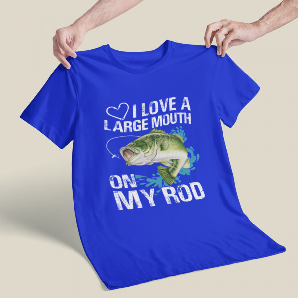 Tricou "I love a large mouth"