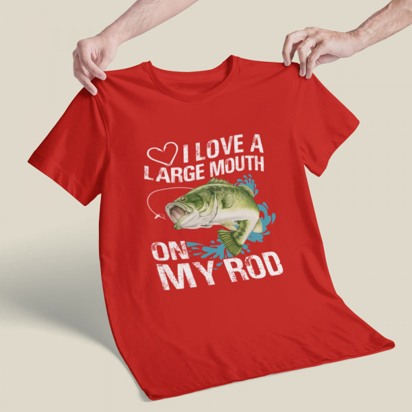 Tricou "I love a large mouth"