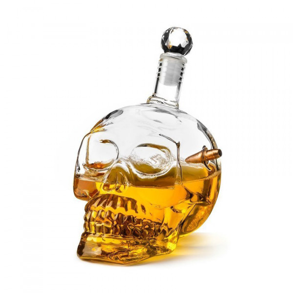 Carafă în formă de craniu cu glonț