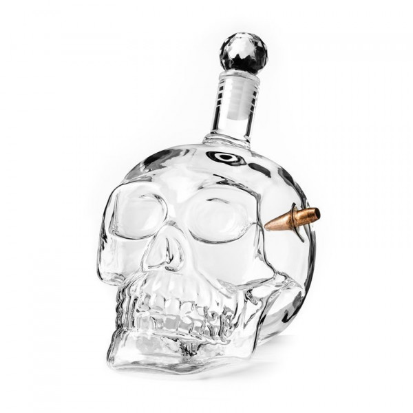 Carafă în formă de craniu cu glonț