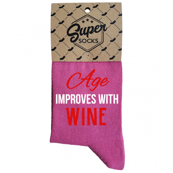 Șosete pentru femei „Age improves with wine“ Șosete pentru femei „Age improves with wine“