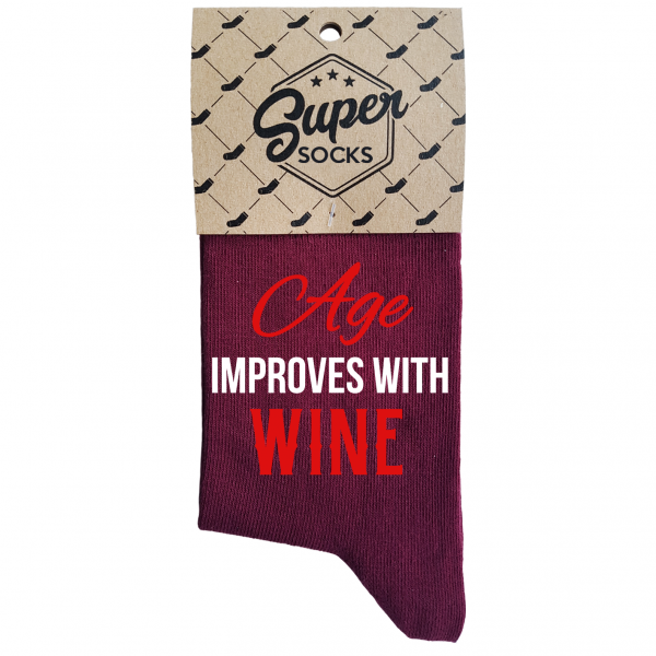 Șosete pentru femei „Age improves with wine“ Șosete pentru femei „Age improves with wine“