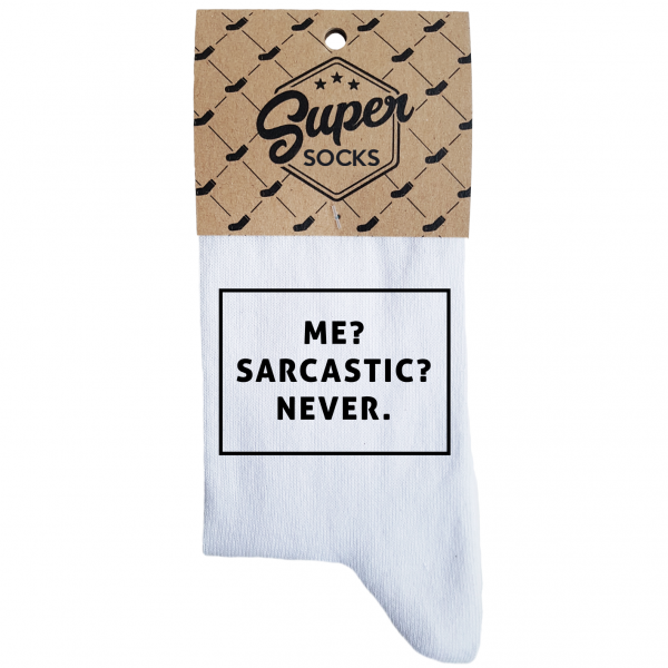 Șosete pentru femei „Me? Sarcastic? Never“ Șosete pentru femei „Me? Sarcastic? Never“