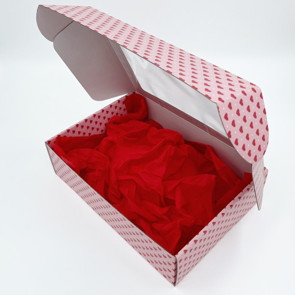Cutie cadou cu inimi 305x215x85mm Cutie cadou cu inimi 305x215x85mm