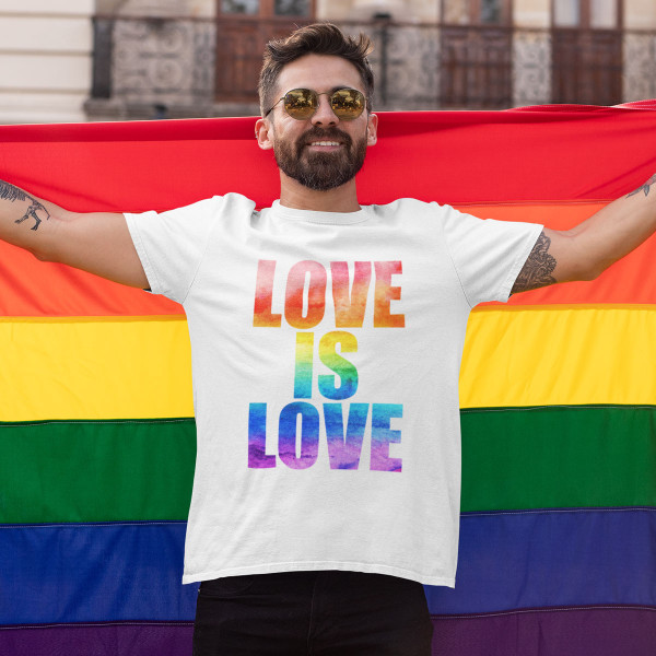 Tricou "Love is love" Tricou "Love is love"