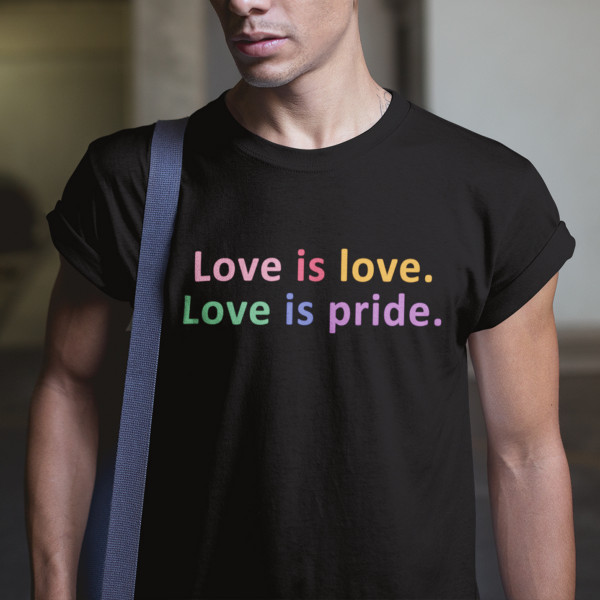 Tricou "Love is pride" Tricou "Love is pride"
