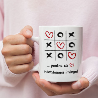 Cană "Dragostea învinge întotdeauna" su pasirinktais vardais Cană "Dragostea învinge întotdeauna" su pasirinktais vardais