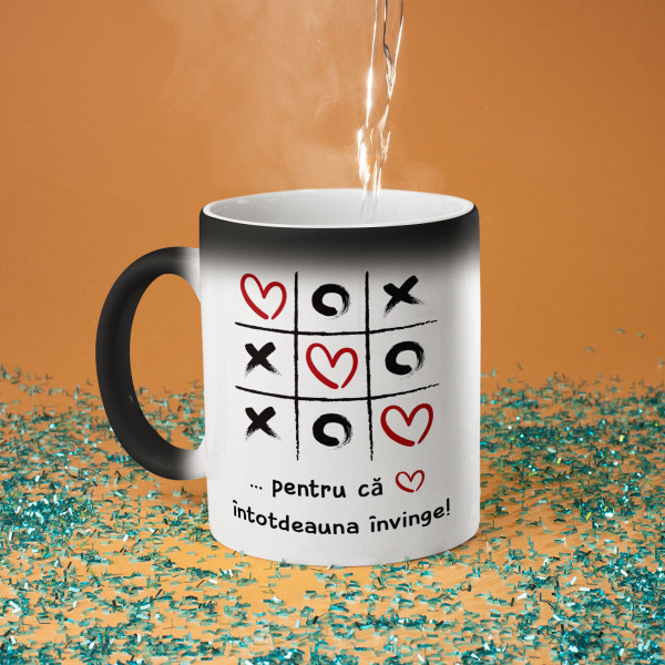 Cană "Dragostea învinge întotdeauna" su pasirinktais vardais