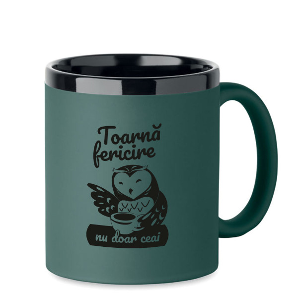 Cană gravată "Toarnă fericire, nu doar ceai"