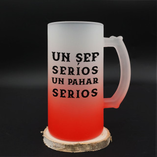Halbă de bere "Un șef serios, un pahar serios"
