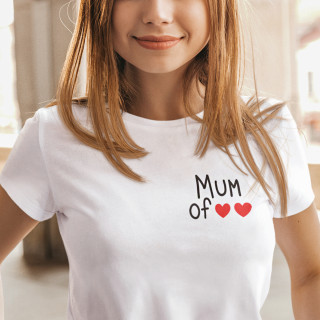 Tricouri pentru femei "Mum" cu numărul de inimi selectat de dvs.