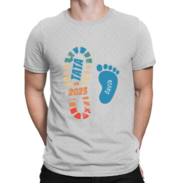 Tricou "Pe urmele tatălui" cu numele copiilor și data personalizate