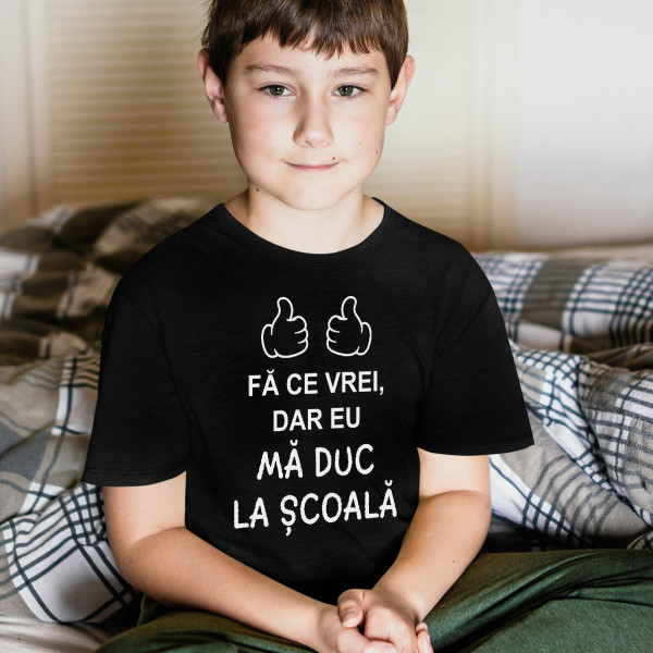 Tricou pentru copii "Mă duc la școală"