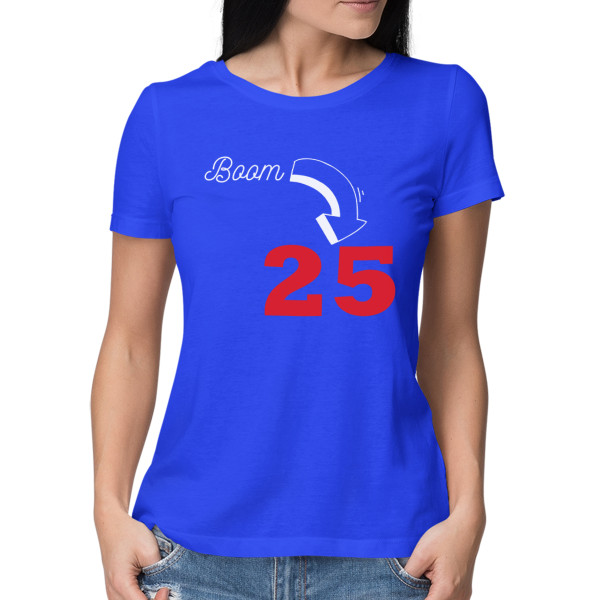 Tricou pentru femei „Boom, este ziua de naștere” cu anul ales de dvs. Tricou pentru femei „Boom, este ziua de naștere” cu anul ales de dvs.