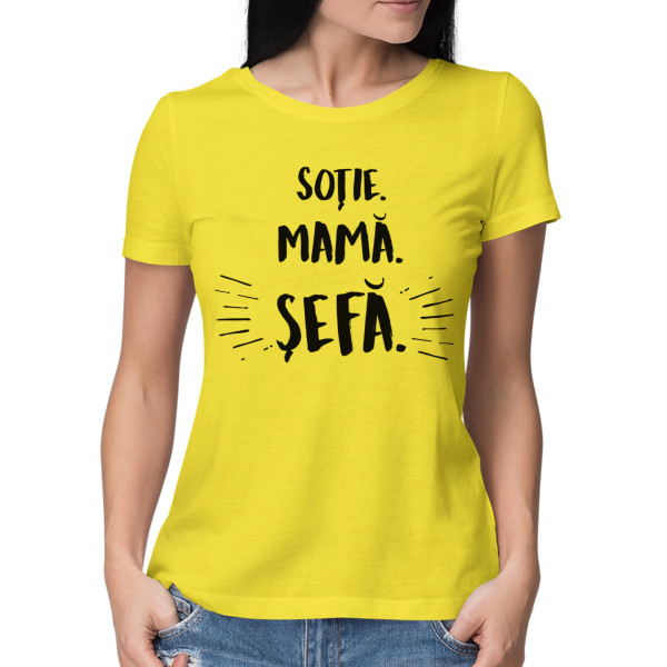 Tricou pentru femei "Mamă. soție. șefă"
