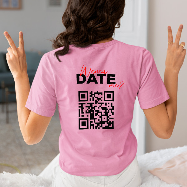 Tricou pentru femei "Vrei să ieși cu mine?" cu un cod QR personalizat