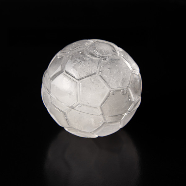 Set pentru fanii whisky-ului și fotbalului: pahare și forme pentru gheață